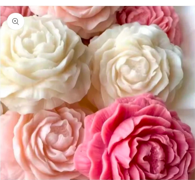 Rose Petal Candle